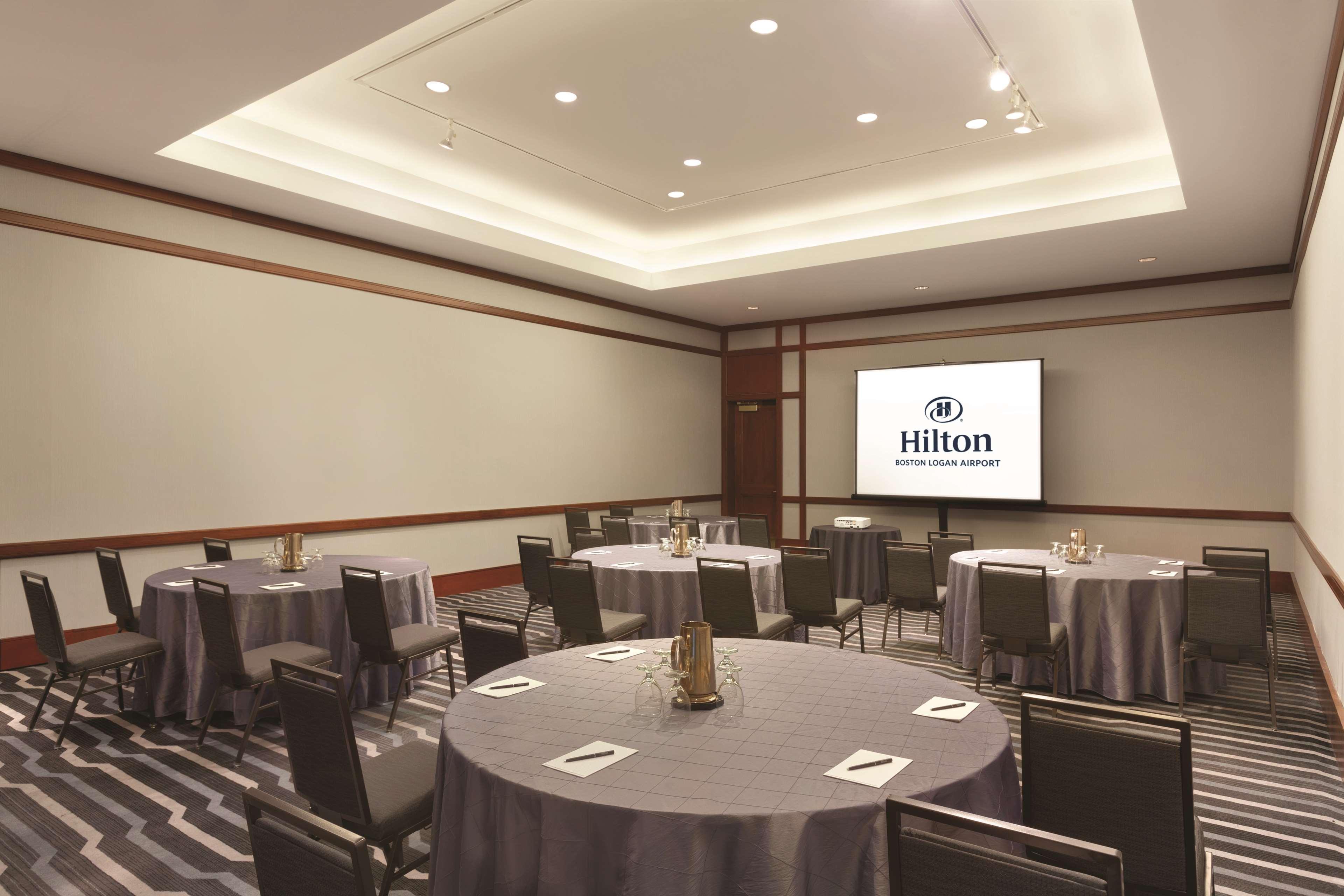 Hotel Hilton Boston Logan Airport Extérieur photo