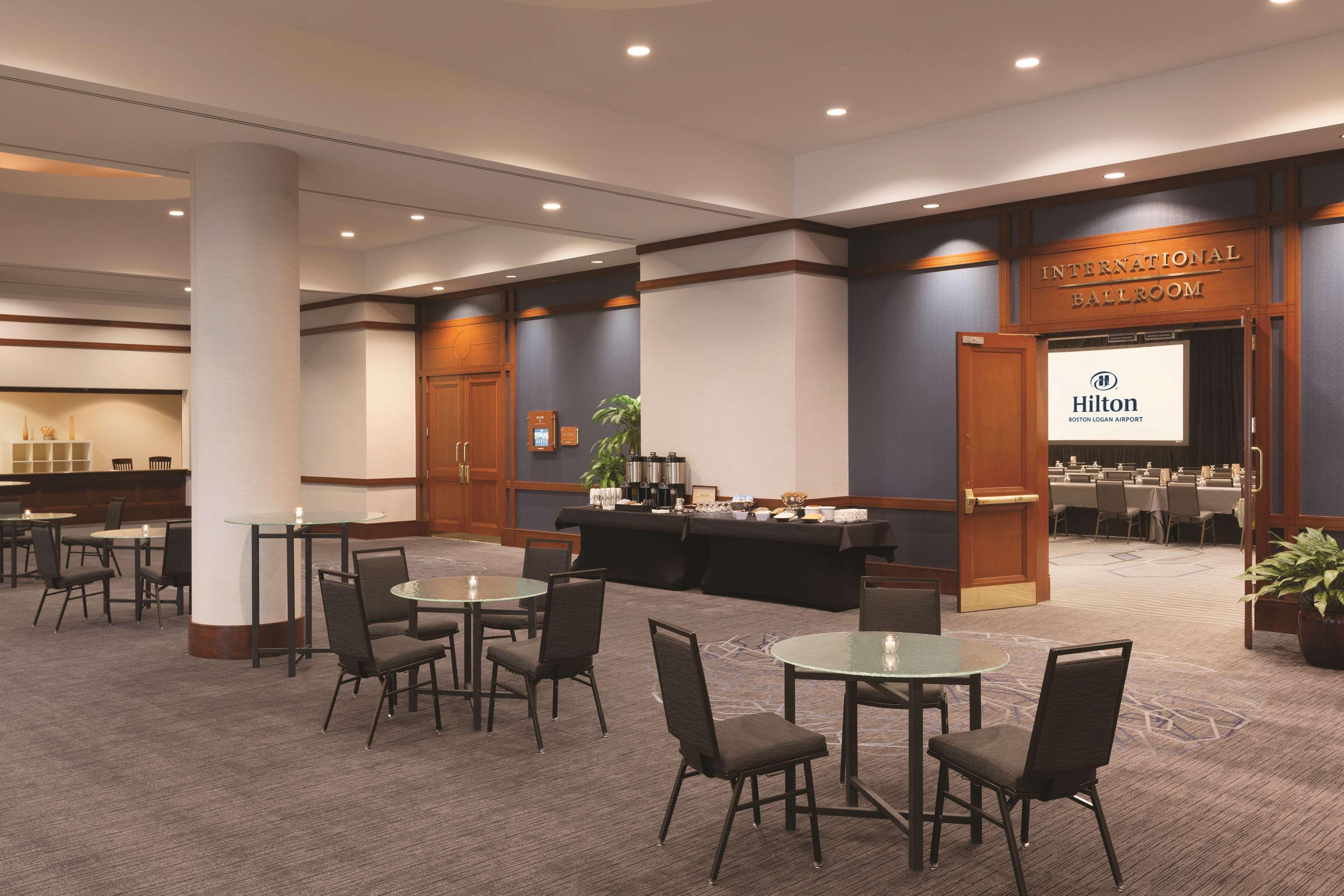 Hotel Hilton Boston Logan Airport Extérieur photo