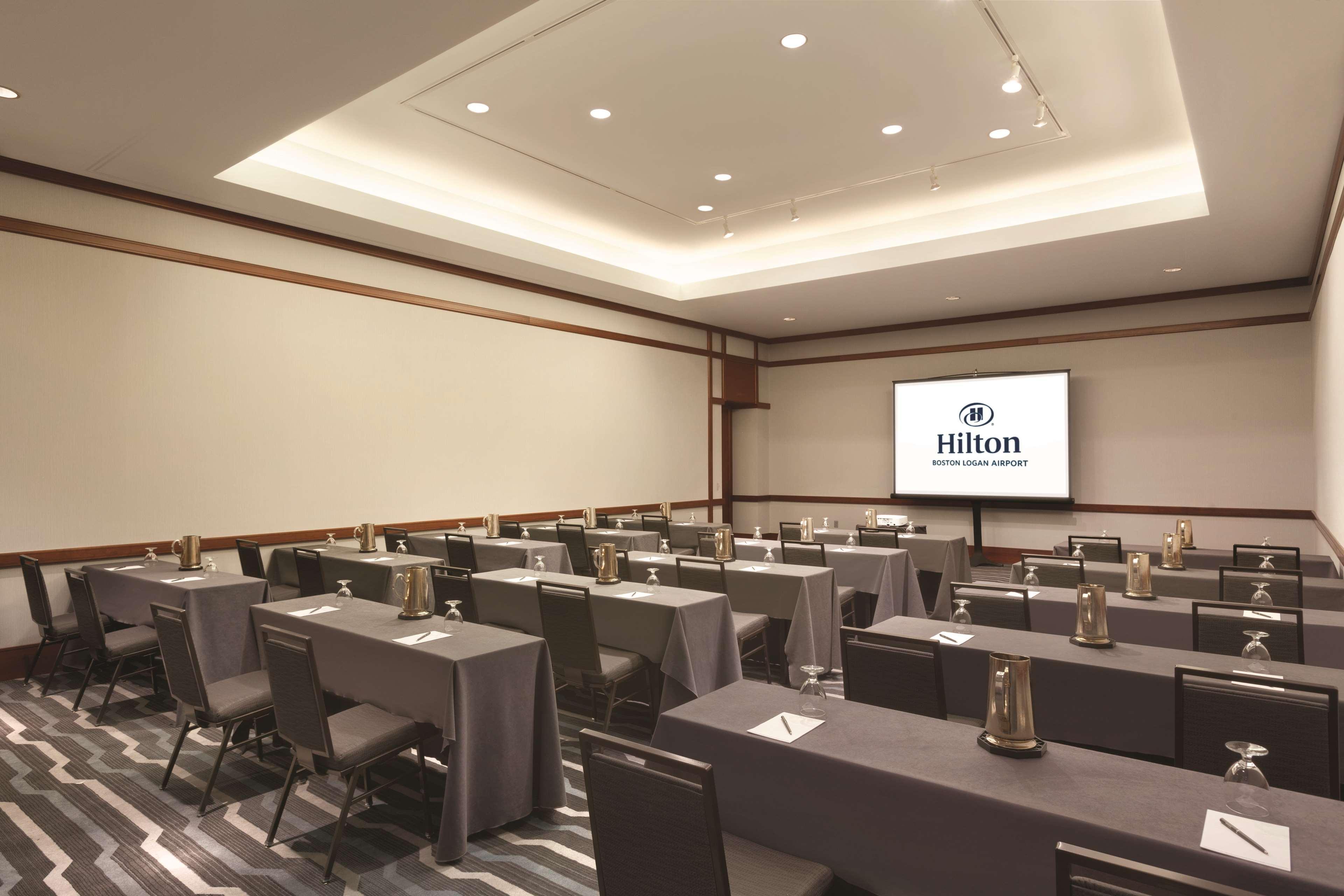 Hotel Hilton Boston Logan Airport Extérieur photo