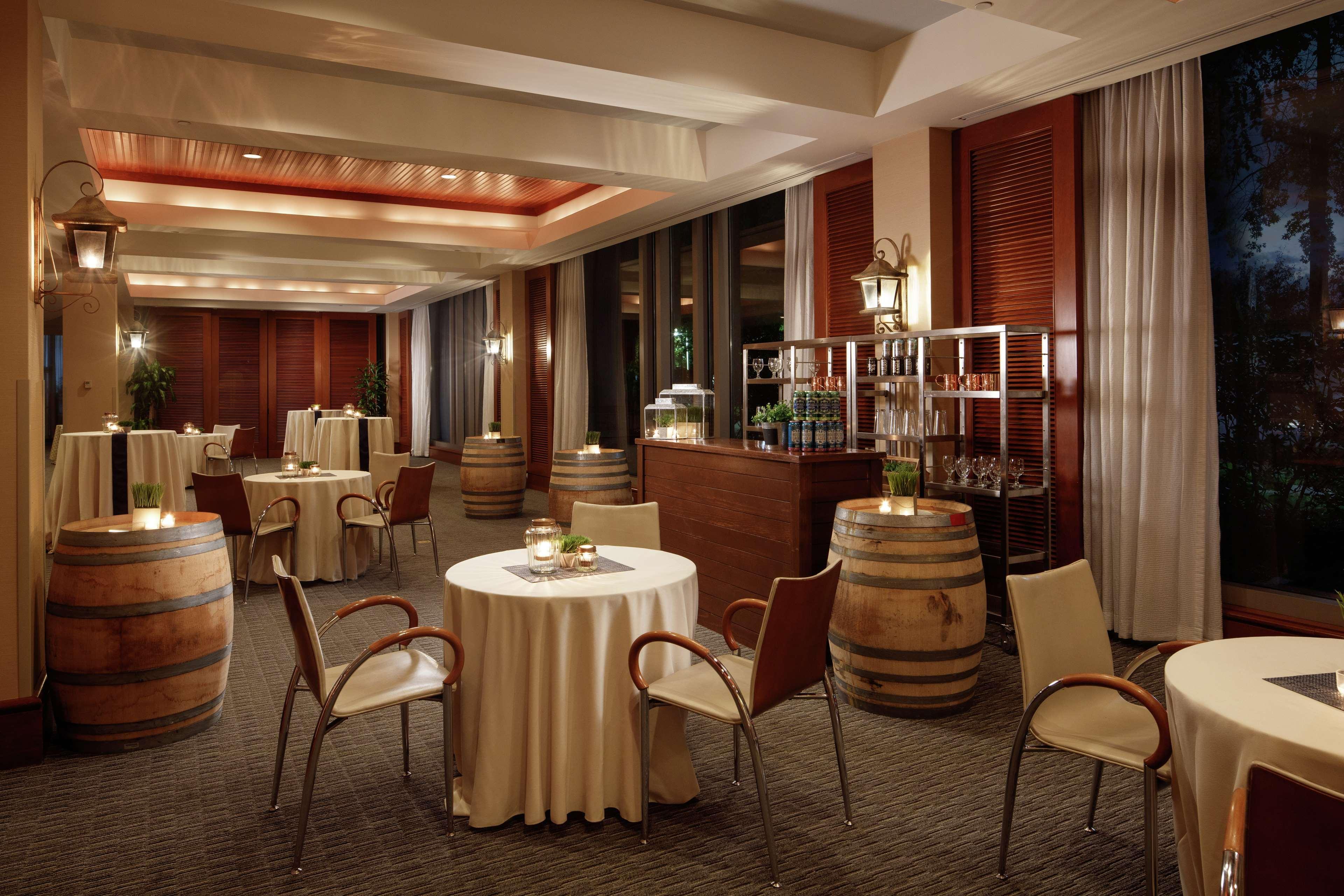 Hotel Hilton Boston Logan Airport Extérieur photo