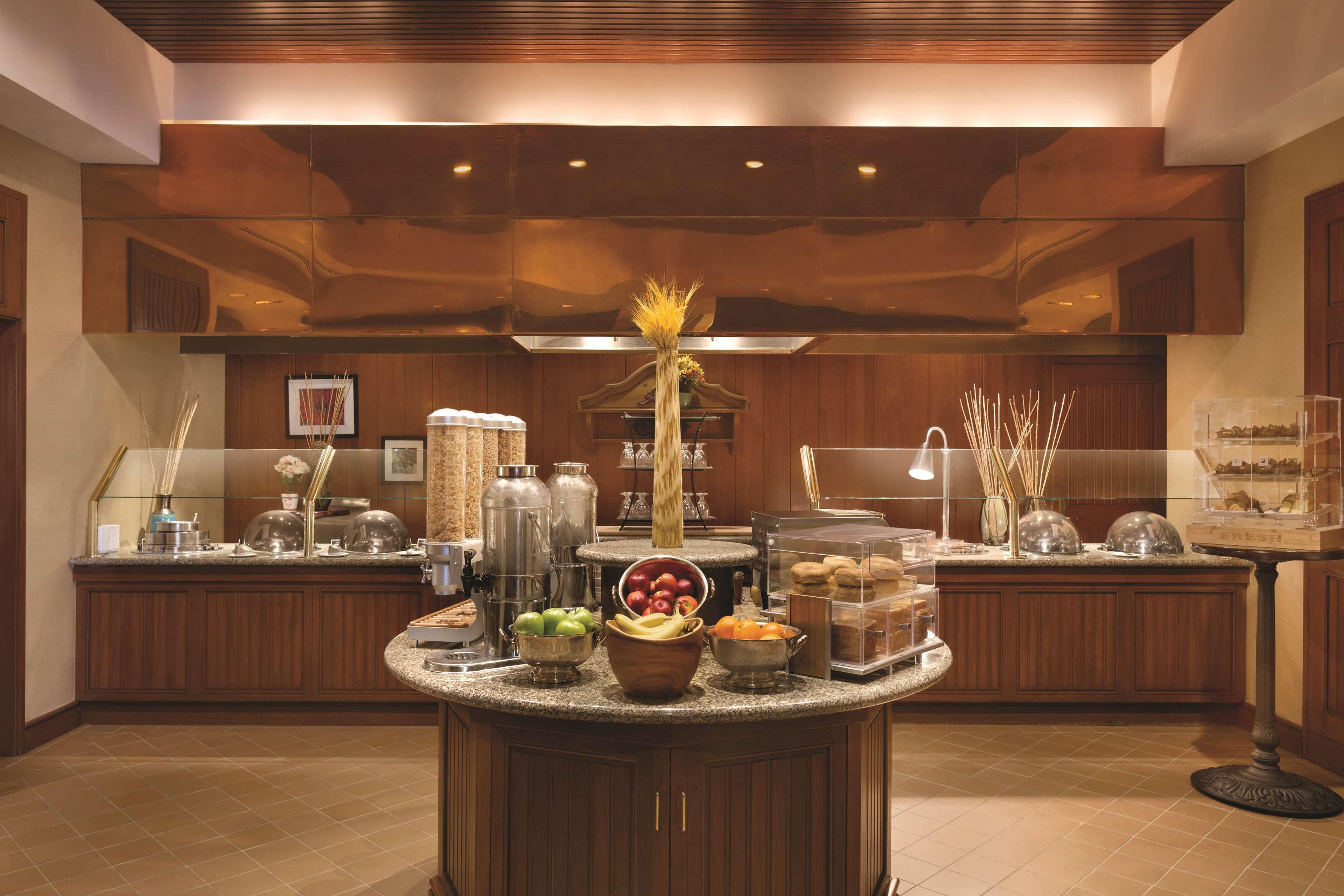 Hotel Hilton Boston Logan Airport Extérieur photo