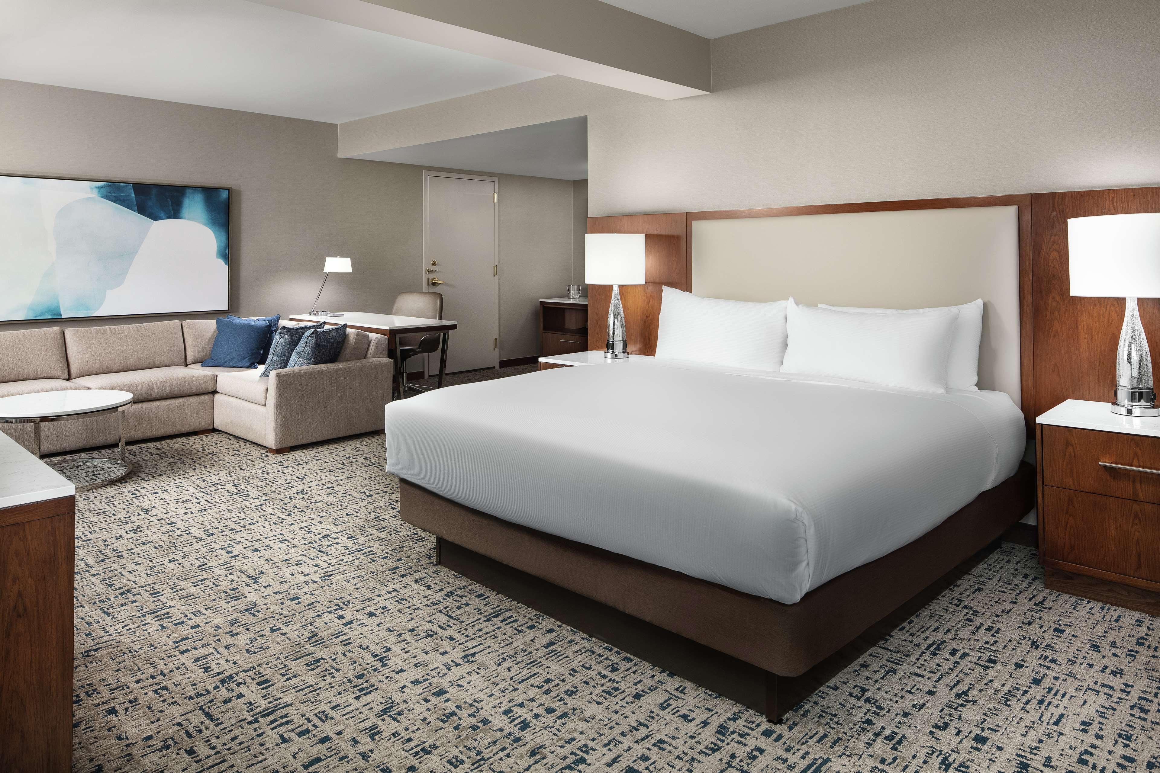 Hotel Hilton Boston Logan Airport Extérieur photo