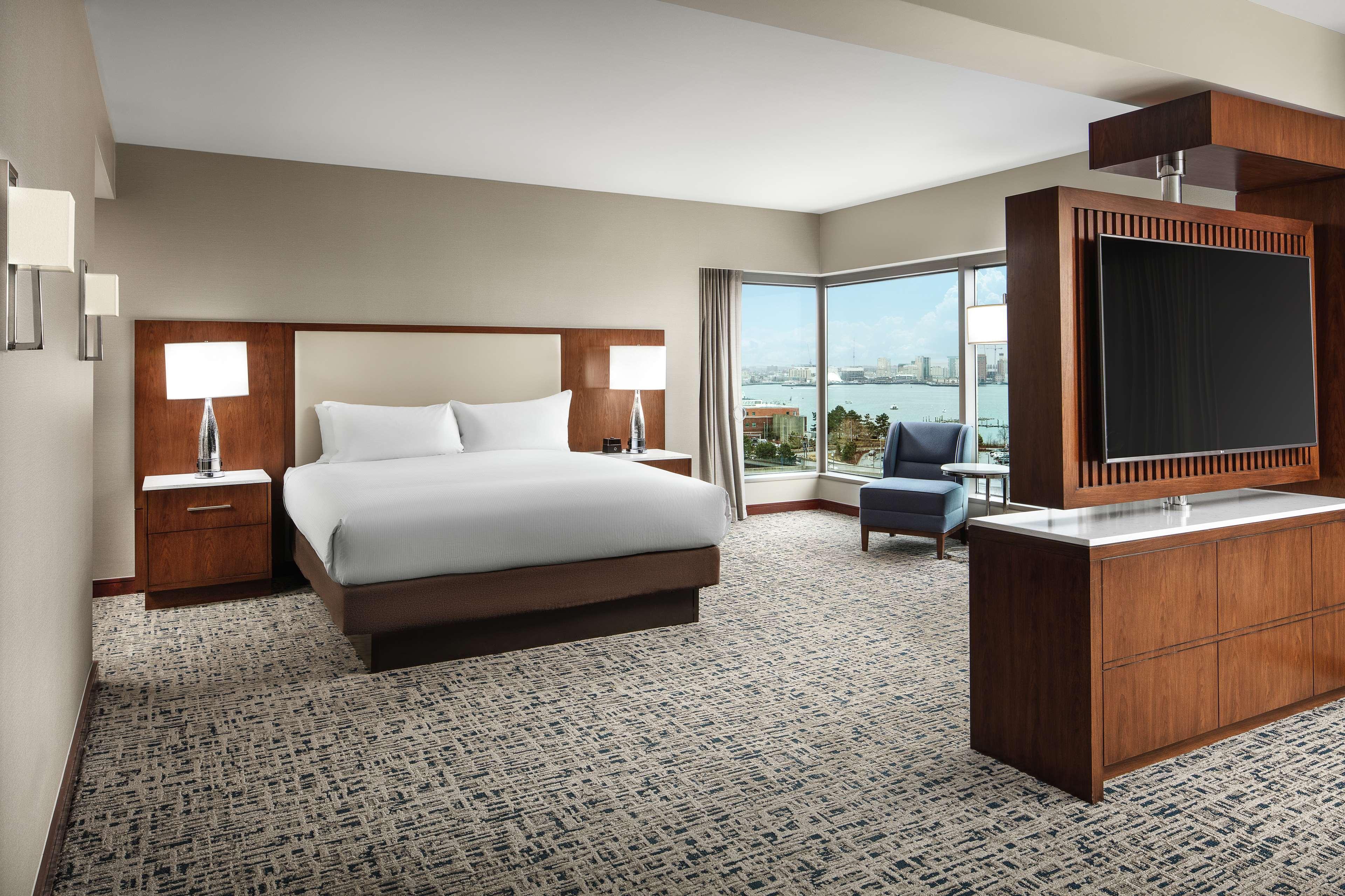 Hotel Hilton Boston Logan Airport Extérieur photo