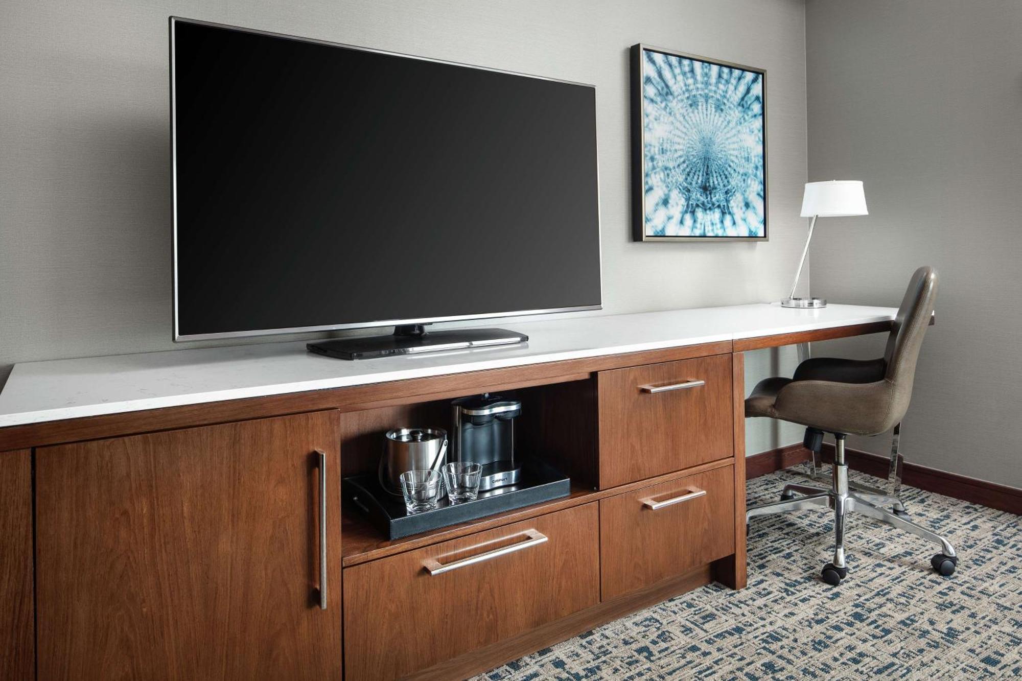 Hotel Hilton Boston Logan Airport Extérieur photo