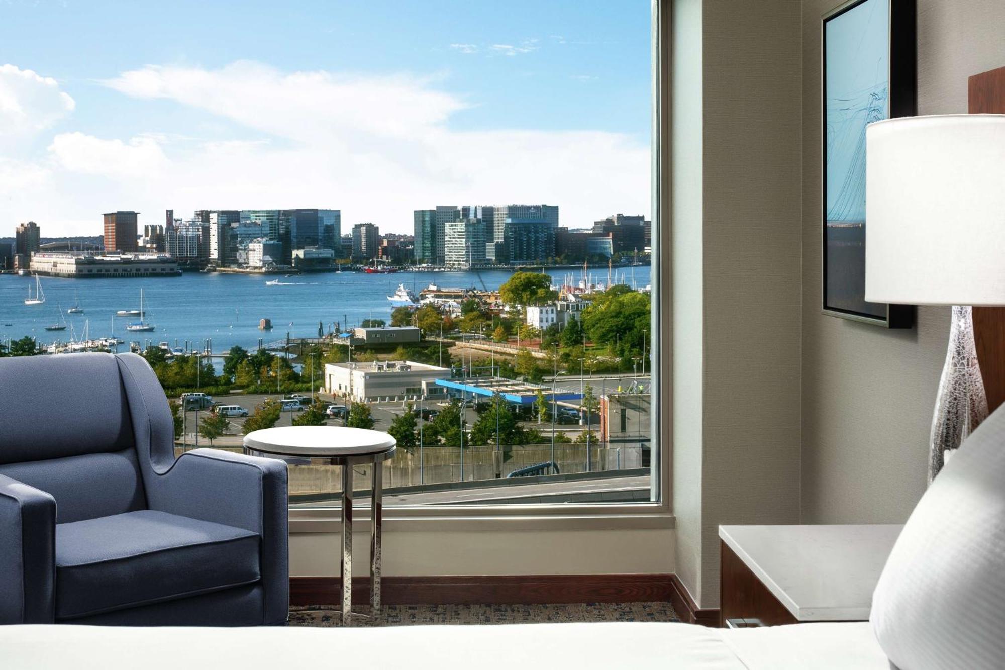 Hotel Hilton Boston Logan Airport Extérieur photo