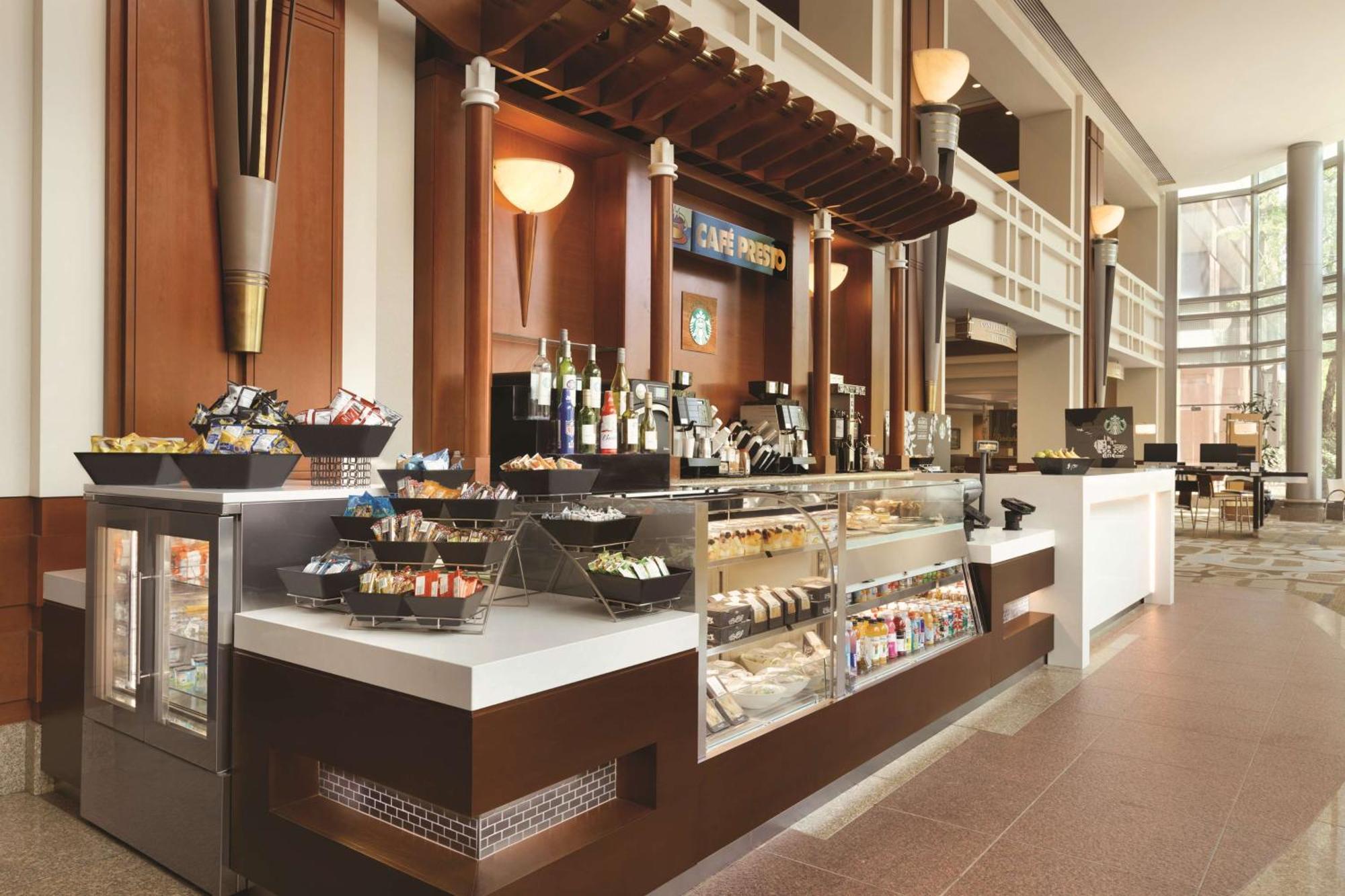 Hotel Hilton Boston Logan Airport Extérieur photo